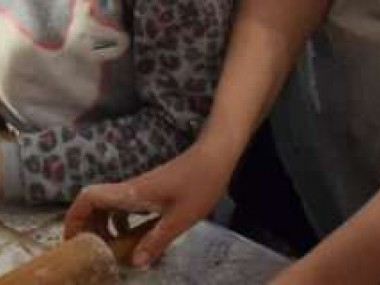 Izrāde “Kā saule gadījās.”